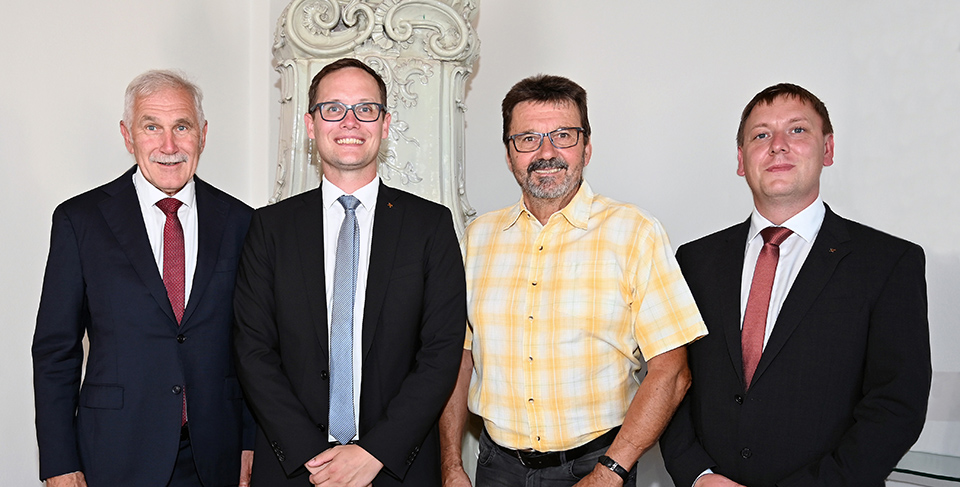 Obmann Mag. Gerhard Preiss, Prokurist Alexander Harringer, Bürgermeister Mag. Gerhard Lentschig und Geschäftsleiter Christoph Dorrer. Foto: Gabriele Hohenegger